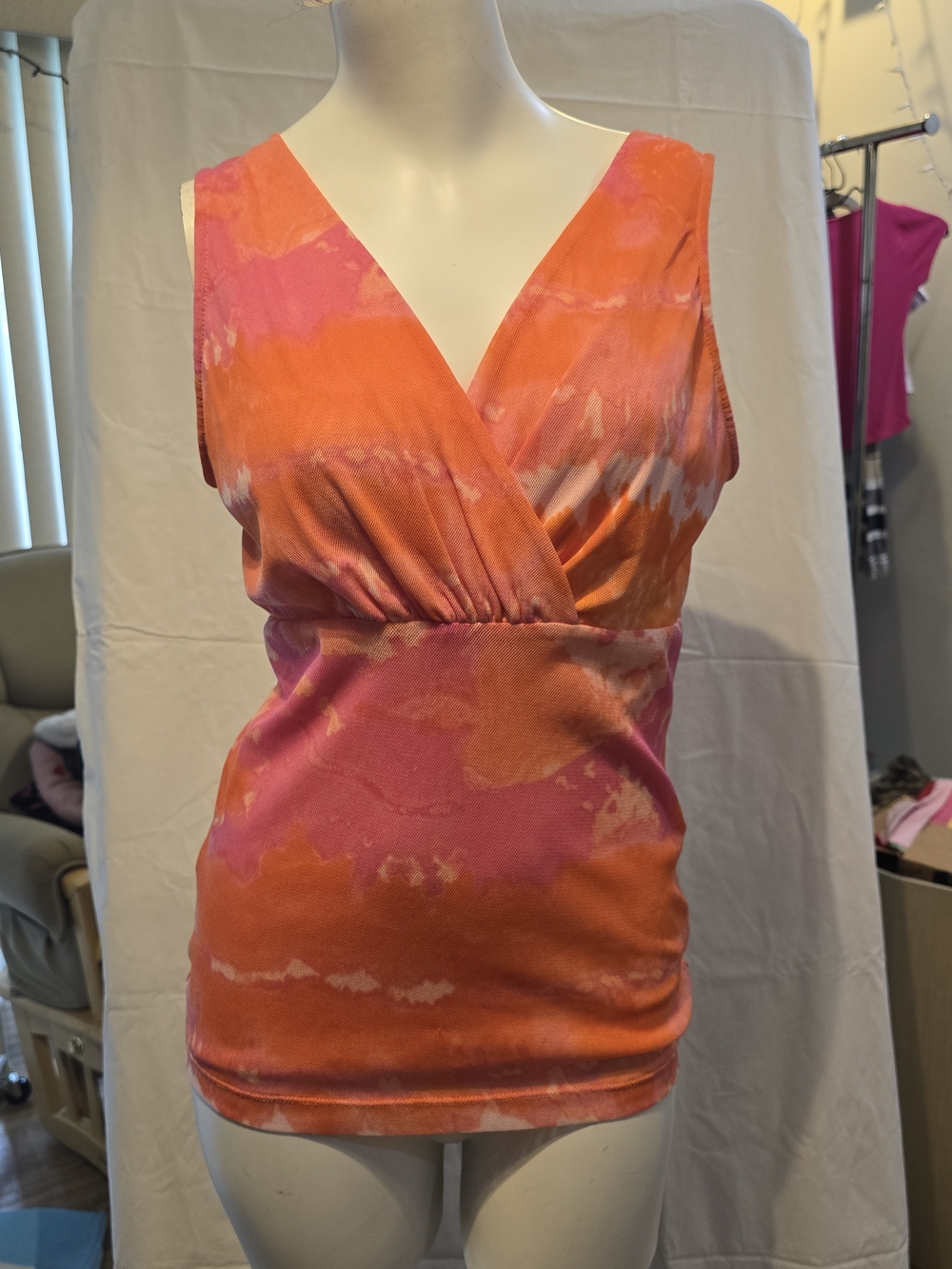 Chaps Abstract Wrap Tank Top in Orange & Pink Size Medium Like New